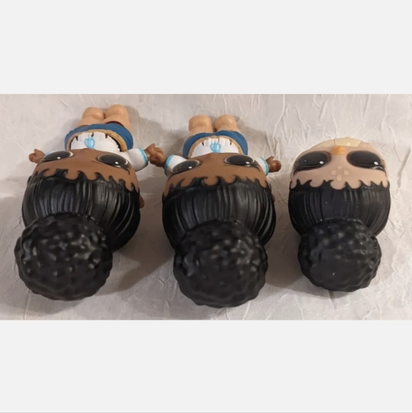 LOL Surprise Lot of 3 Foxy Dolls Pet Flyer Color Change Black Bun Twins Bird OMG - Picture 7 of 11